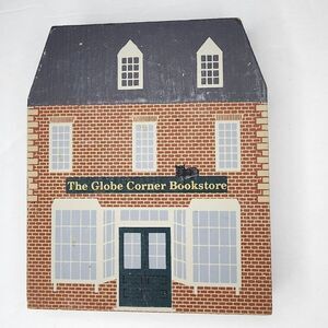 The Cats Meow The Globe Corner Bookstore 1990 series VIII collectable house